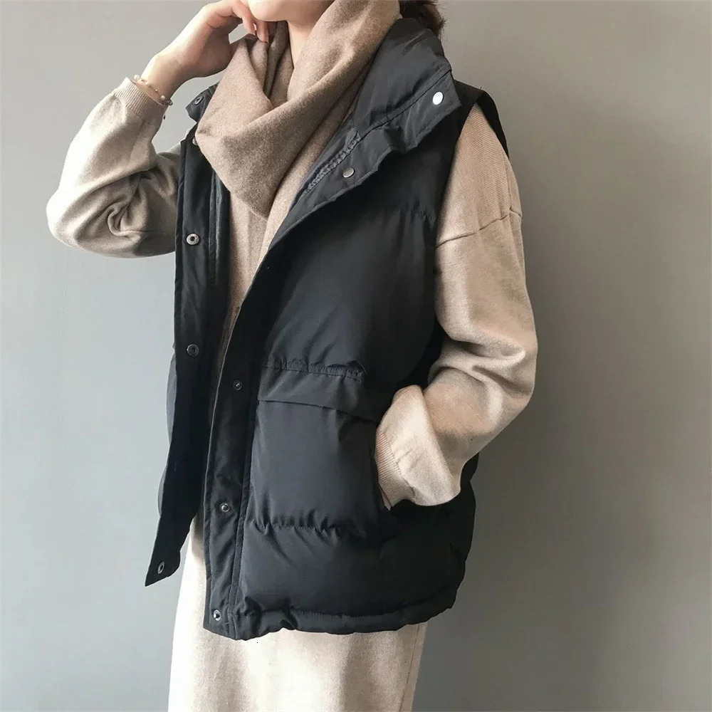 Fashion Stand Collar Sleeveless Jackets Casual Loose Down Cotton Vests Women Winter Parkas Warm Padded Oversize Waistcoat 251029