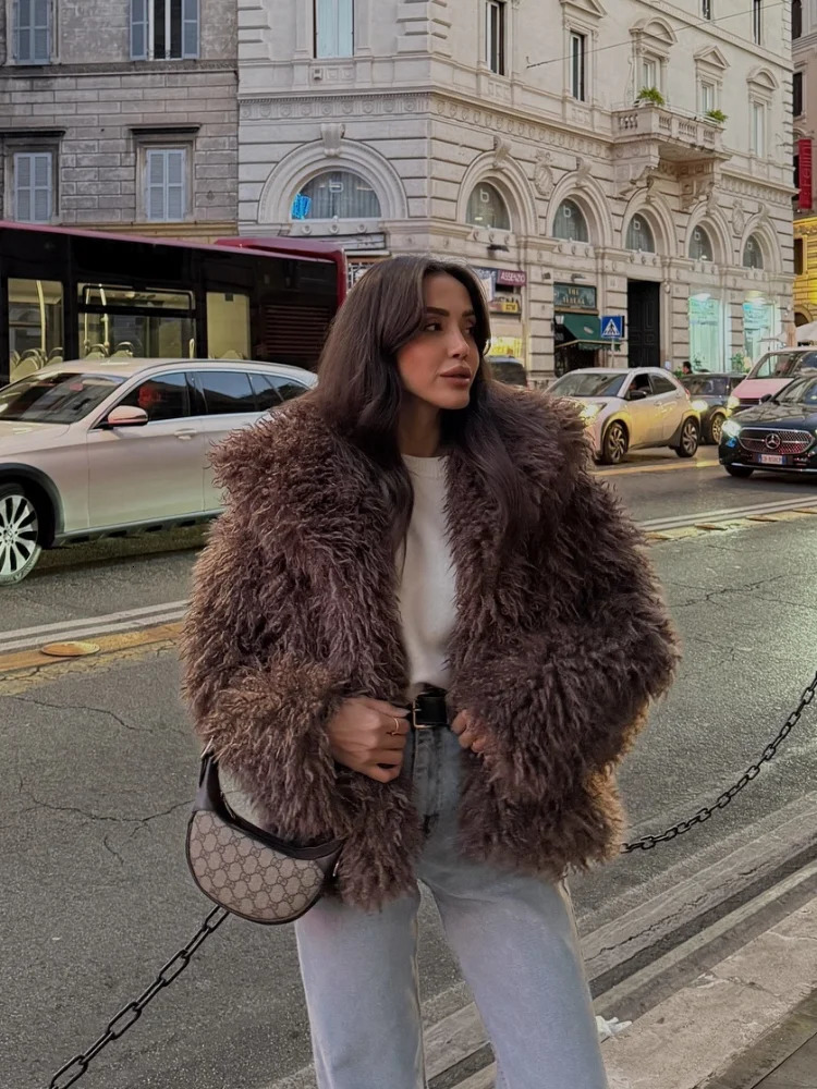 Solid Faux Fur Loose Short Coat Women Fashion Lapel Full Sleeve Warm Jacket Winter Daily Office Commute Street Outerwears 251028