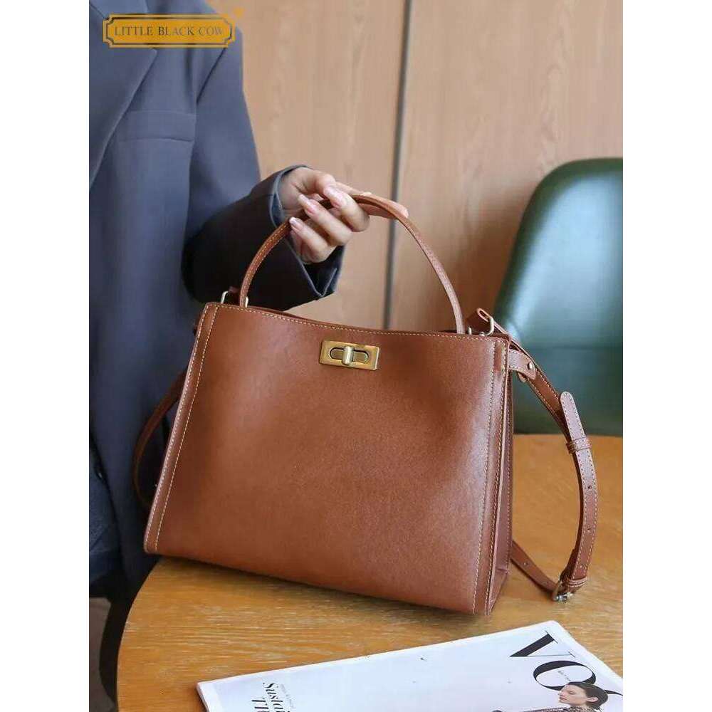 Retro Designer Women Buckle Bucket Style Soft Casual Split Leather Solid Color Shoulder Bag Ladies Versatile Fashionable Handbag