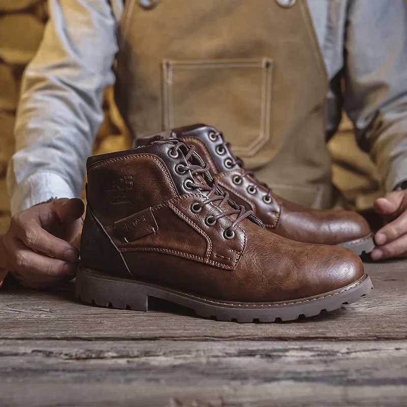 High Quality Men Boots Leather Autumn Winter High Top Shoes Business Casual British Ankle Boots Trendy Elegant Mens Shoes Z251029