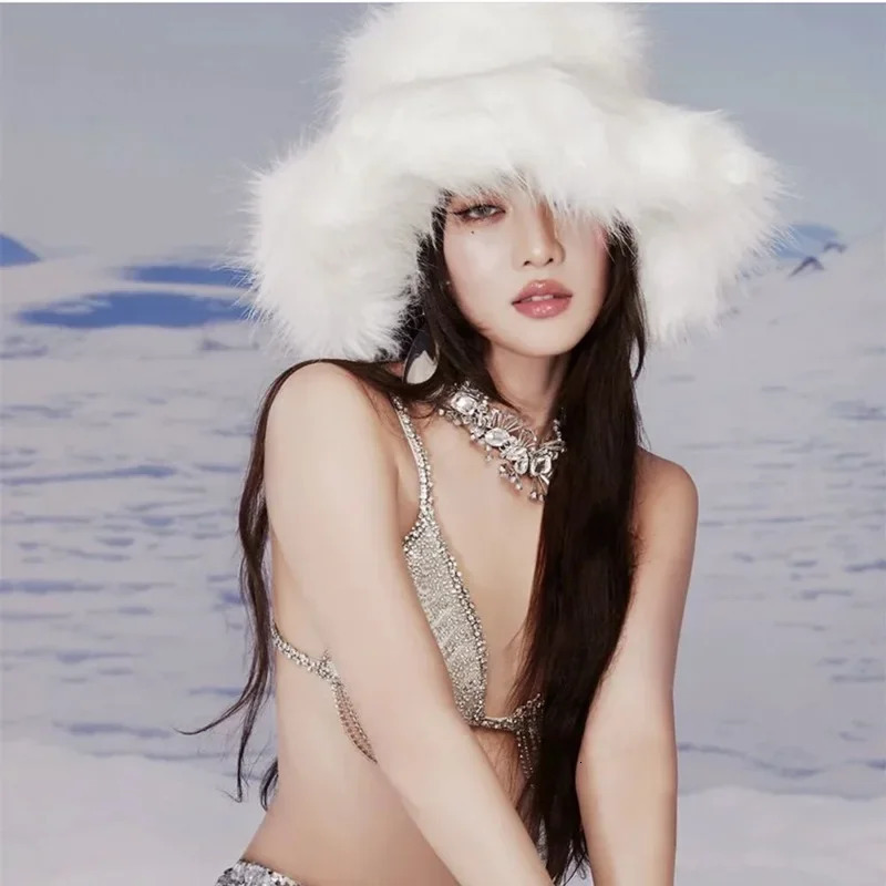 Fluffy Women Faux Fur Bucket Hats Oversized 17cm Wide Brim Thicken Outdoor Warm Plush Punk Hat Girl Y2k Female Ski Panama 251029