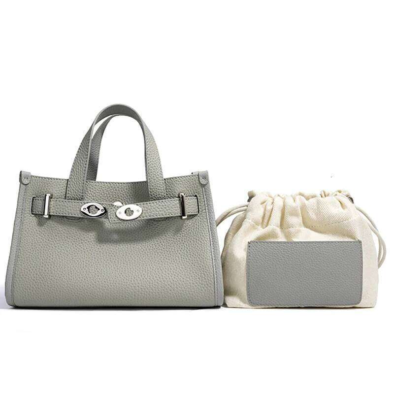 Top-Layer Cowhide Shoulder New Niche Design High-Quality Crossbody Fashion Genuine Leather Women's Hand Tote Bag 251029