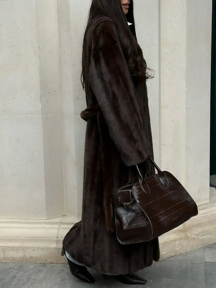 Brown Lace Up Faux Fur Coat Women Fashion Casual Full Sleeve Fluffy Loose Striped Long Coats Lady Winter Daily Street Jacket 251029