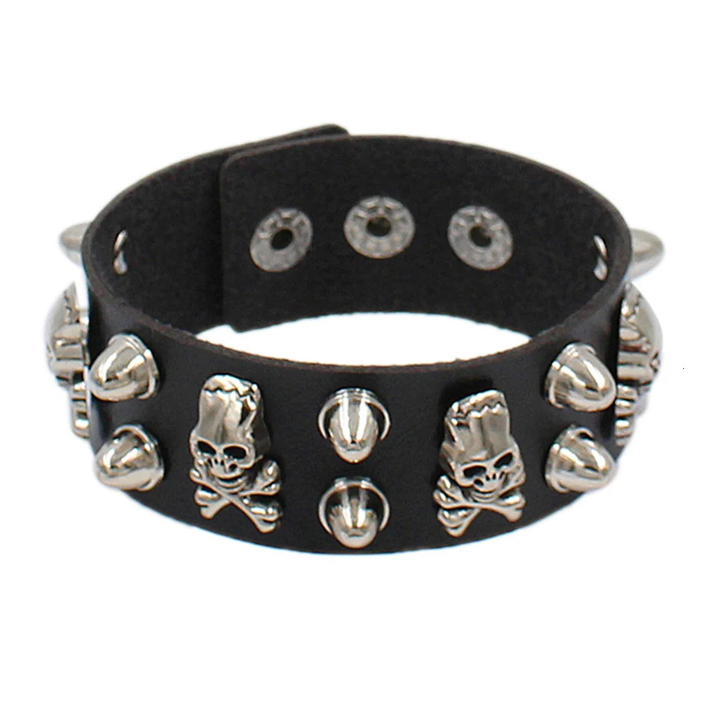 2024 Punk Skull Star Bracelet Personality PU Leather Three Rows Spikes Square Stud Bracelets Bangle For Women Man 251028