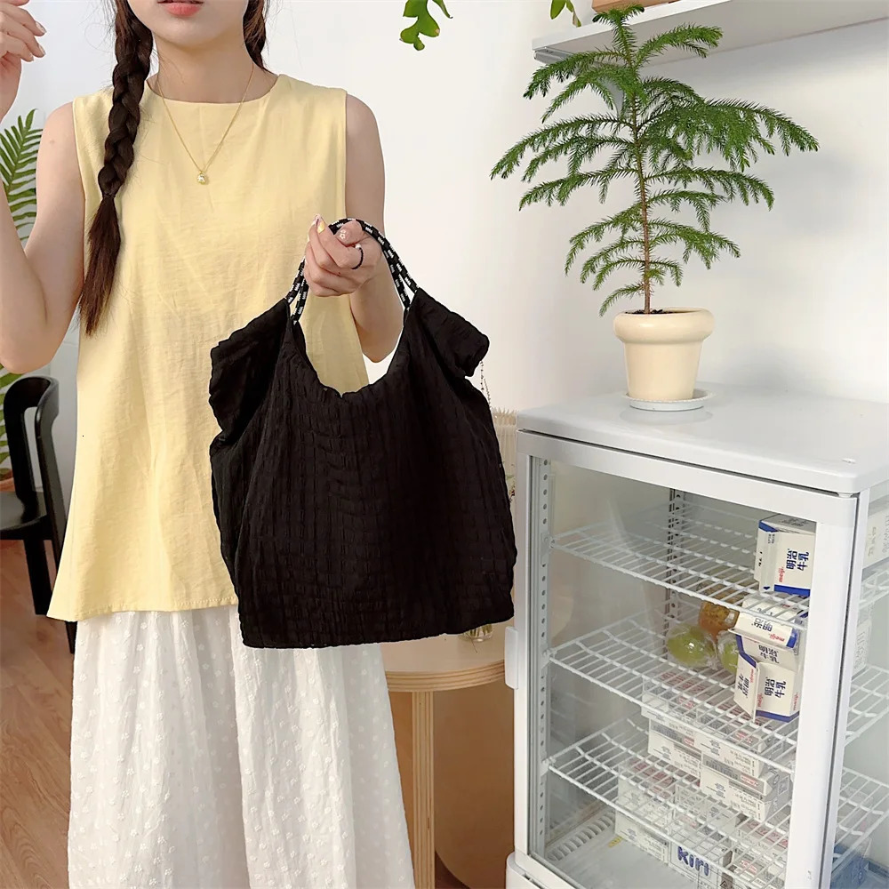 Womens Cute Bag Korean Version Swwet Style Macaron Hollowed Out Plaid Bag Shoulder Mini Bag Beach Tote Bag Nice Small Bag 251029