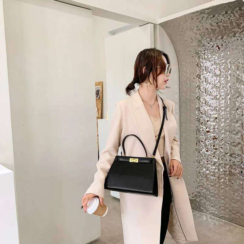 New Solid color shoulder wholesale femme bags fashion messenger bag women handbags