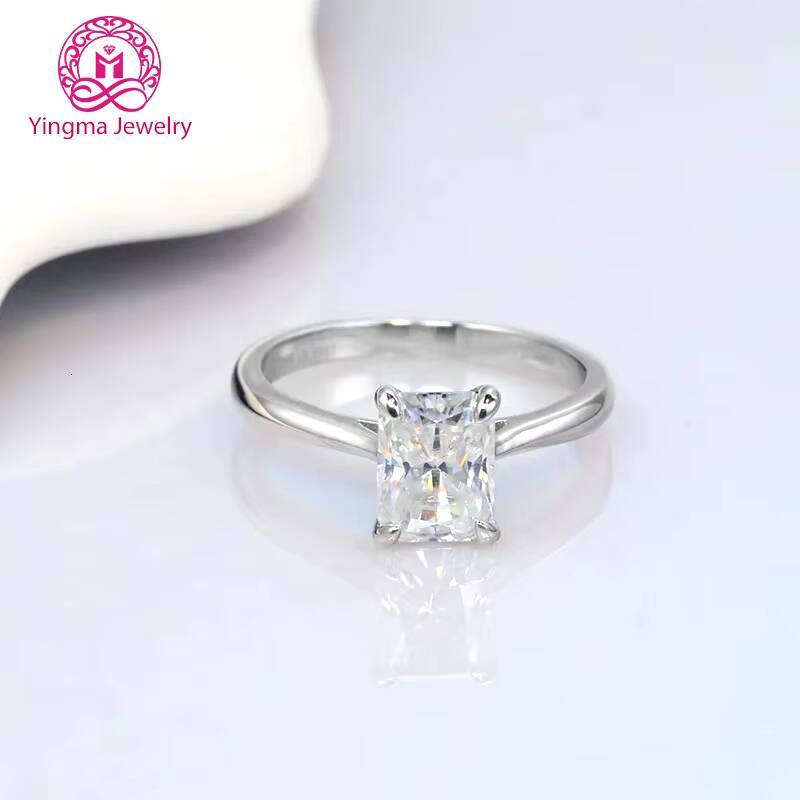 Stock Available 925 Sterling Silver with White Gold Plated GRA Certificated White D VVS 2ct Radiant Cut Moissanite Ring
