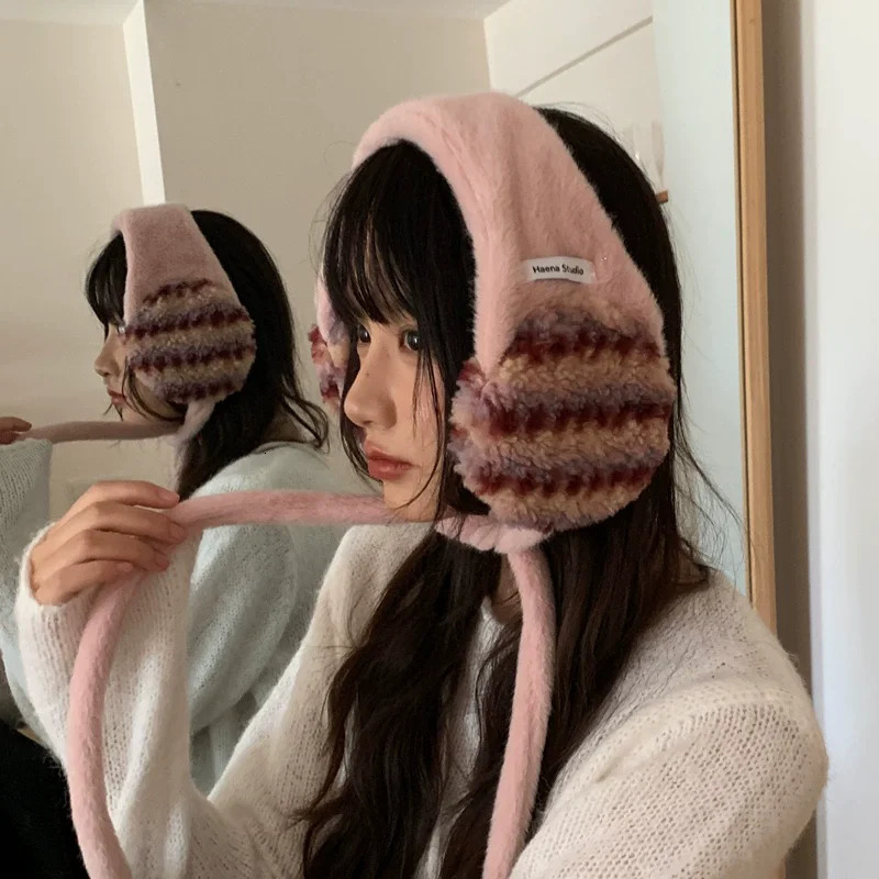 Korean Sweet Pink Handknitted Plush Earmuffs for Women Autumn and Winter Travel To Keep Warm and Versatile Hair Accessories 251029