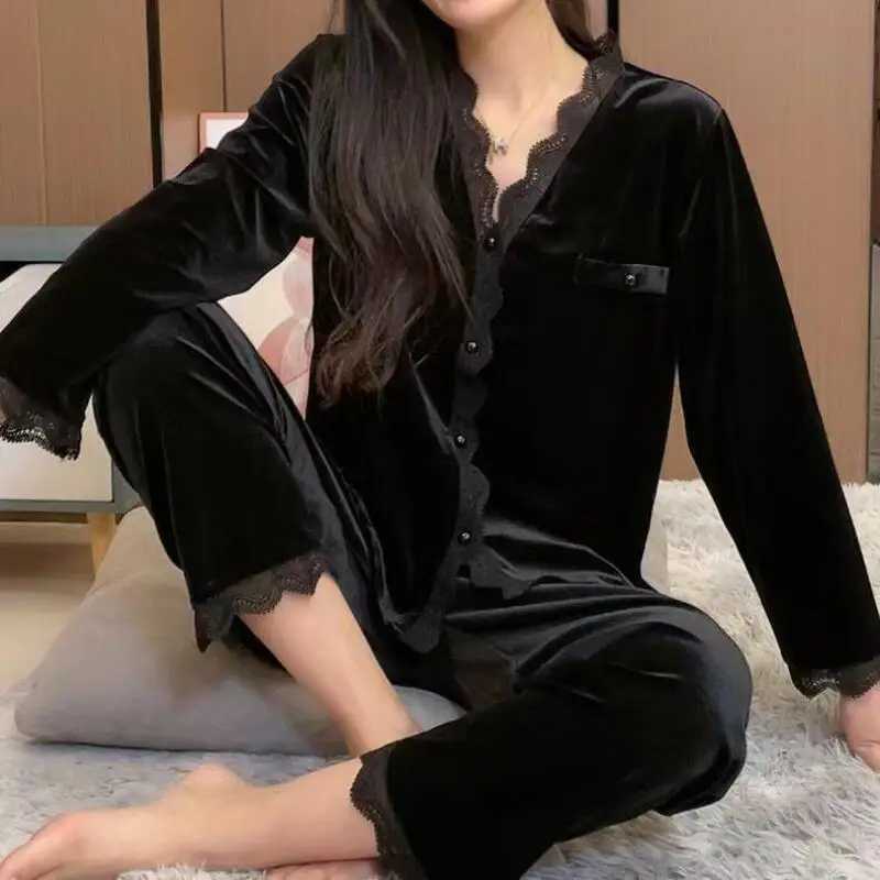 2025 New Comfort Elegant Autumn Winter Long Sleeved Pants Gold Velvet Pajamas Set Women Cute Cartoon Spring Autumn Home ClothesT251029