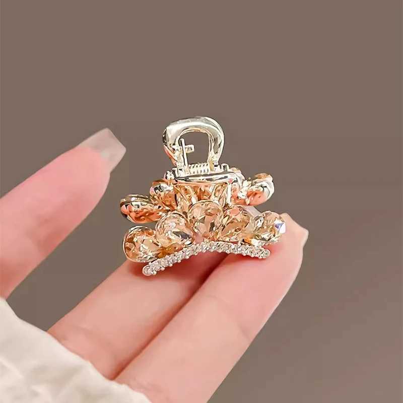 New Fashionable Popular Crab Hair Clip Hair Accessories For Women Fragmented Hairpins Shining Crown Side Barrettes HeadwearW251028