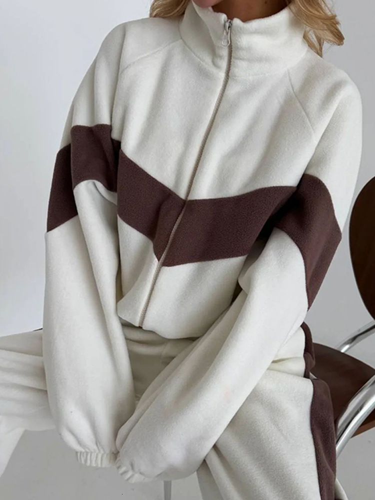 New Fashion European and American Designer Style Casual Sports Set Zipper Open Collar Woolen Sweater Pants Women's Two Piece Set