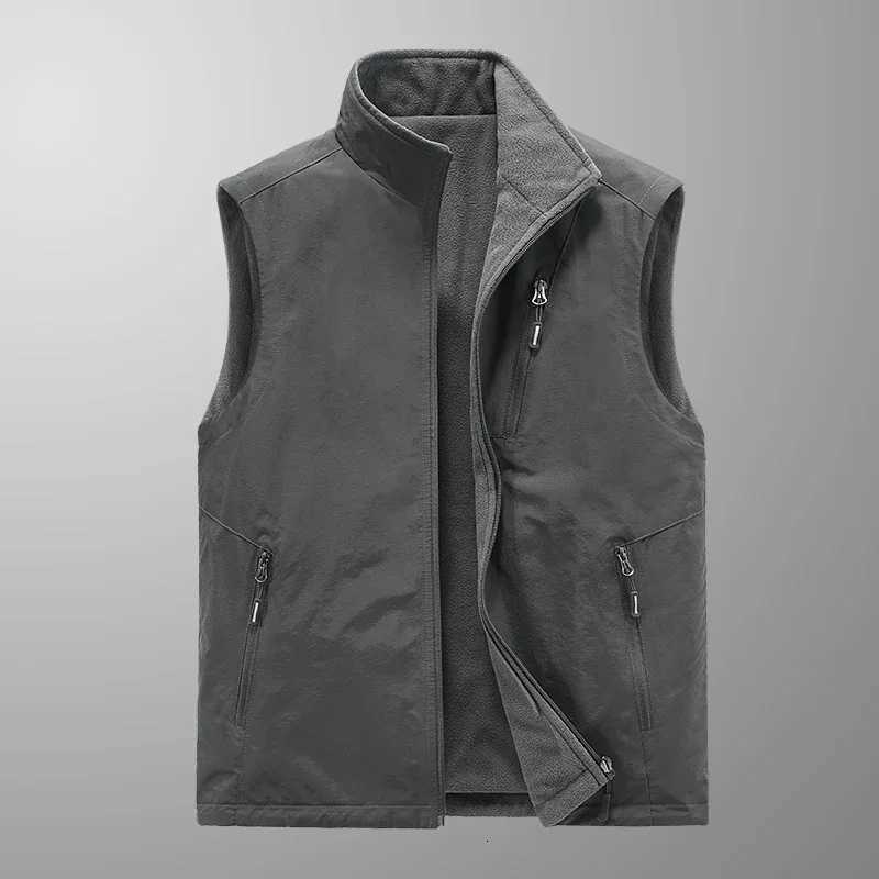 Mens Outdoor Fishing Casual Highquality Sports Vest Comfortable Versatile for Spring and Autumn Breathable and Warm Vest W251029
