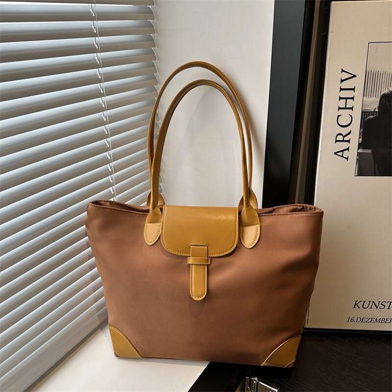 Designer bag Large Capacity Fashionable New Casual Textured Underarm Single Shoulder Tote Bag Simple Oxford Cloth Women 2025 Solid Color