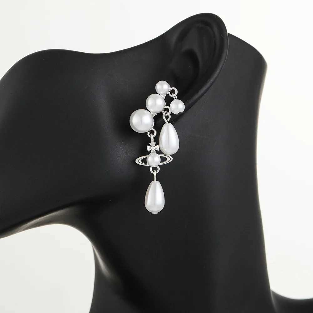 Elegant Earrings for Woman Fashion Jewelry Imitation pearls Stud Earrings Creative Versatile Ear Studs aretes GiftW251029