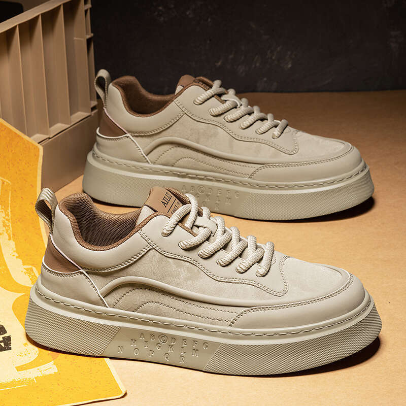 2025 New Spring Brand Sports Casual Sneakers Men's Leather Soft Sole Height Increasing Versatile Trendy Shoes