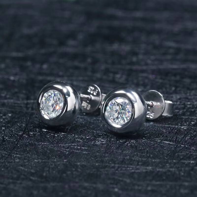 Hotselling 925 Sterling Silver Bezel Earring Setting Diamond Earrings Stud 05carat Bezel Set Moissanite Earrings for Women
