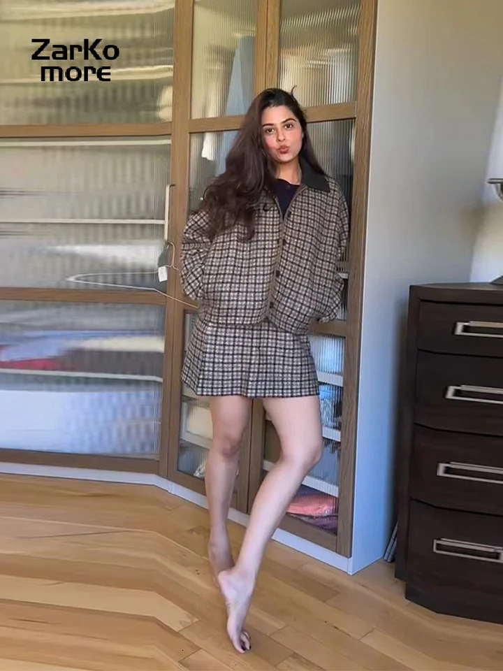 Fashion Contrast Plaid Jacket Skirt Set Women Lapel Single Breast Top Straight Mini Skirt Autumn Winter Lady Chic Suit 251029