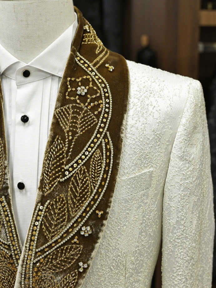Fashion Wedding Groom Tuxedo for Man 2 Piece Blazer Pants Shawl Lapel Jacquard Rhinestones Formal Occasion Business Office Wear Customized