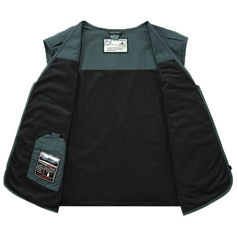 2024 Men Spring Sleeveless Many Pocket Stand Collar Vest Jackets Men Solid Color Outdoors Fishing Cargo Casual Vest Jackets Male W251029