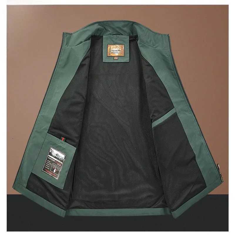 Outdoor Multifunctional Workwear Vest Men Zipper Multi Pocket Sleeveless Jacket Spring Autumn Shoulder Breathable Sports Vests W251029