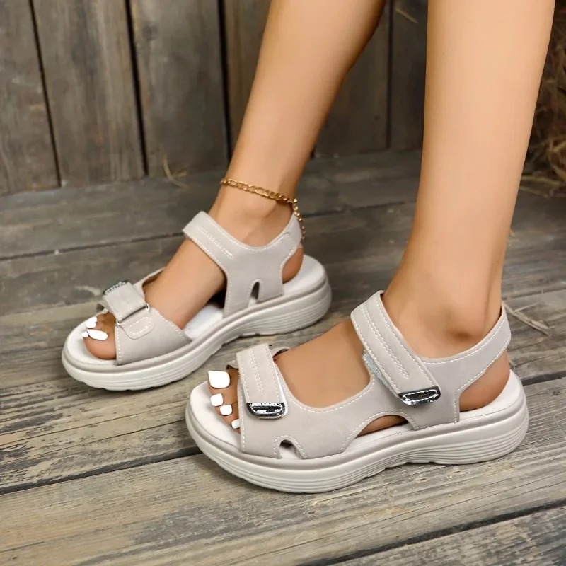 Shoes for Women 2024 High Quality Buckle Strap Women's Sandals Fashion Peep Toe Casual Sandals Women New Plus Size Flat Sandals Womens Buckled Sa