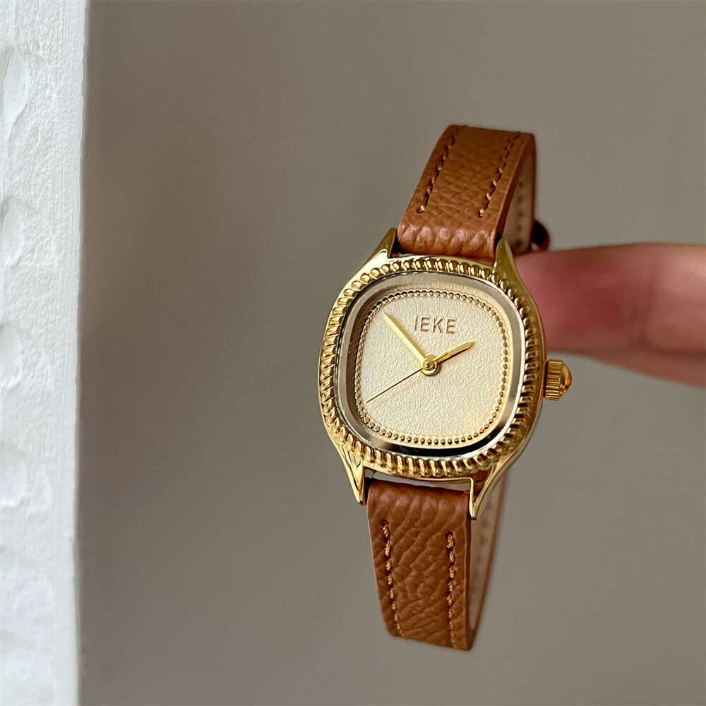 Maillard Brown Autumn Winter 2025 New Belt Simple Small Dial Design Designer Fashion High-end Women's Watch