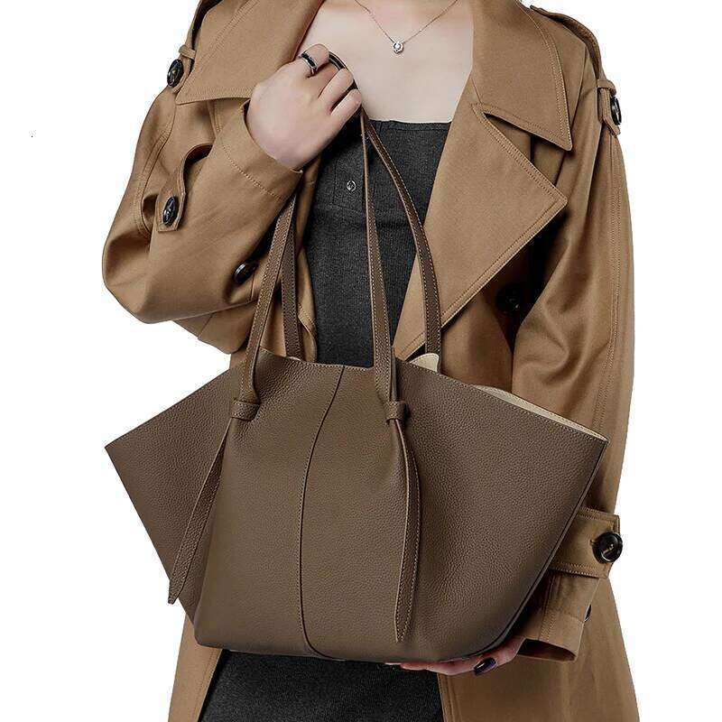 Genuine Leather Handbag Large Capacity Cowhide Tote Bag, Fashionable Batwing Design, Versatile Bag for Women, New
