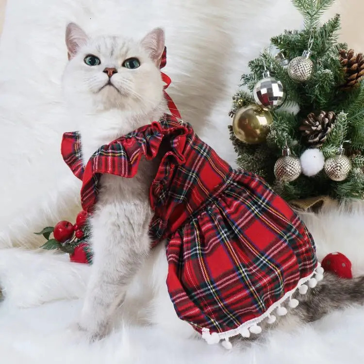 Christmas Dog Dresses Strap Autumn Winter Dog Clothing Skirt Cat Pet Clothing Cosplay Christmas Checker Clothes for Small Dog 251029
