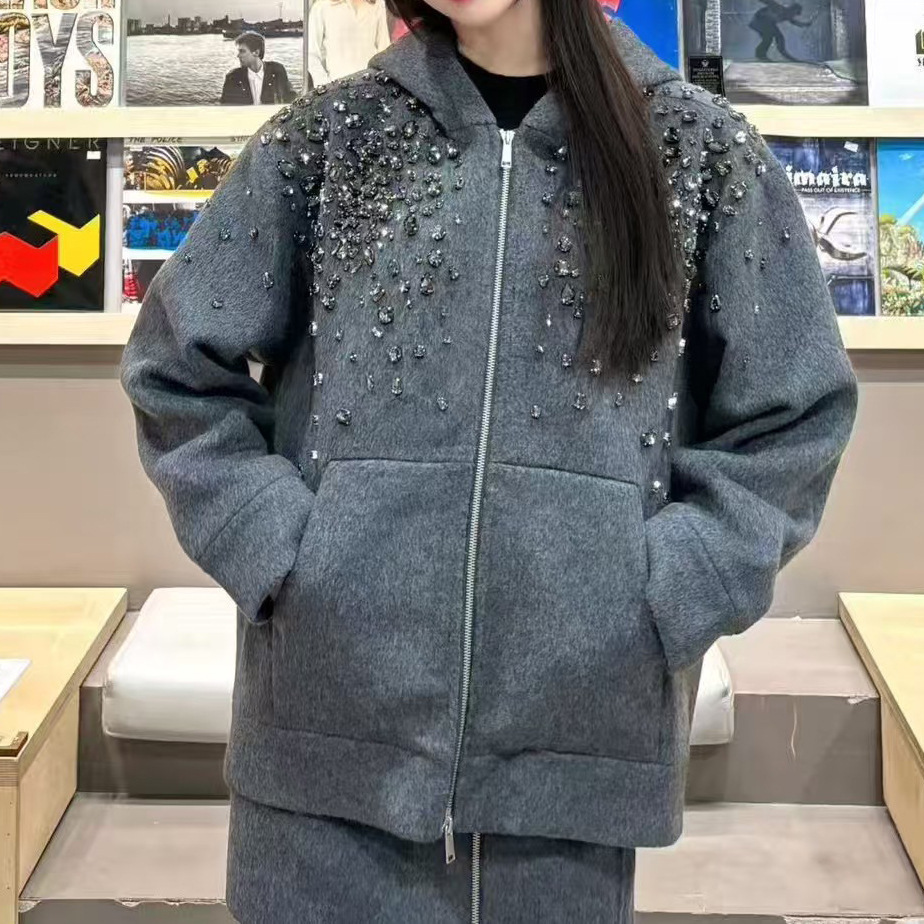 New autumn and winter designer heavy-duty craft diamond inlaid double-sided hooded sweatshirt jacket suitable for women's fashionable hooded swea