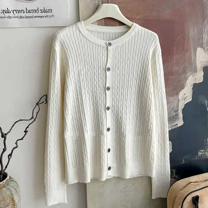 2025 Pure Color Long Sleeve Single Breasted Knitted Sweater Autumn Winter Womens Crew Neck Cardigan New Casual Versatile TopsT251028