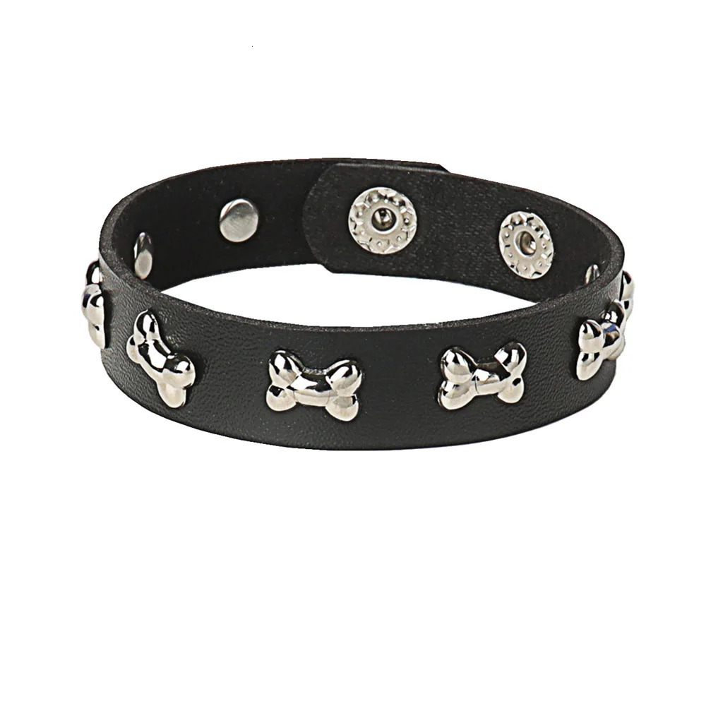 DIEZI Punk PU Leather Goth Wrap Bracelet Women Men Vintage Harajuku Star Skull Rivet Chain Bracelet Bangles Halloween Jewelry 251028