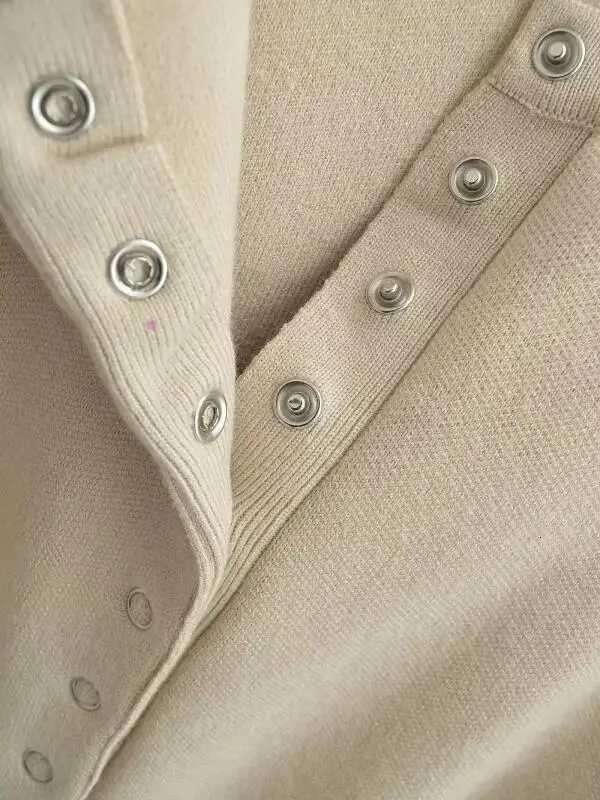 Knit Sweater Spring Fashion Womens Cardigan Casual Streetwear Solid Color Round Neck Button High Waist Short Top FemaleT251028