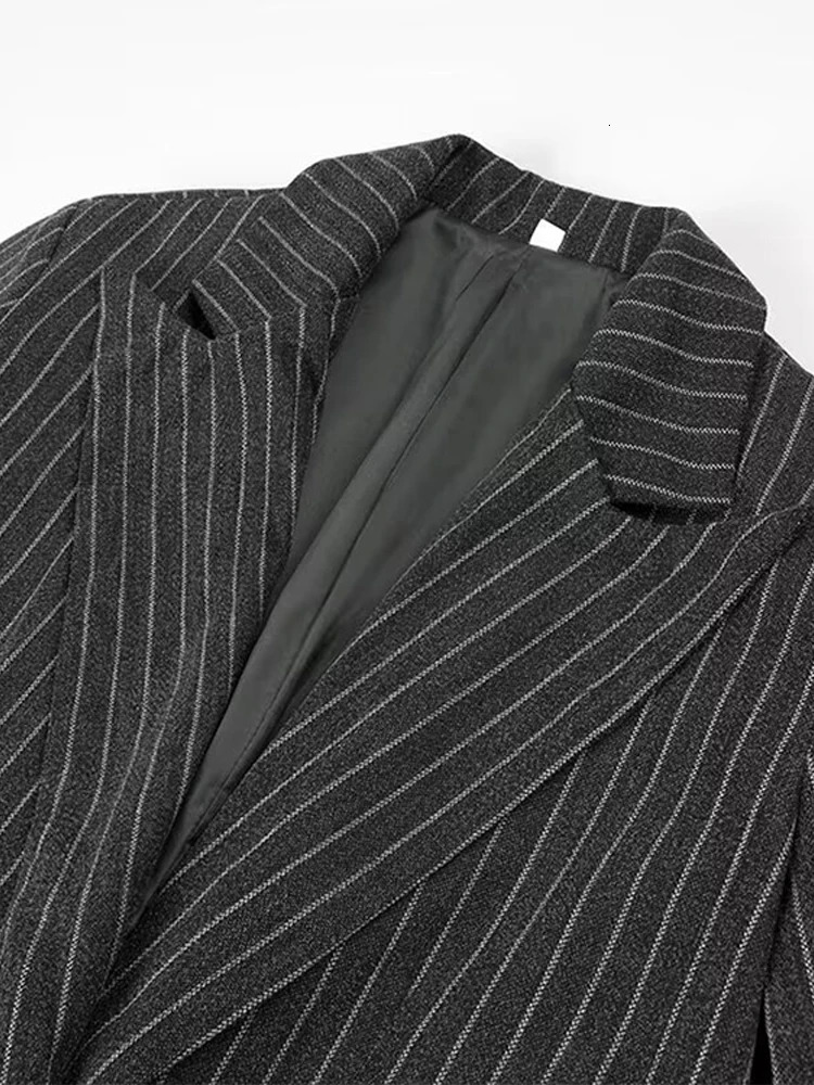 Vintage Womens Striped Woolen Overcoat Long Sleeve Fashion Lapel Oversized Coat Autumn Winter Commute Jacket for Ladies 251028