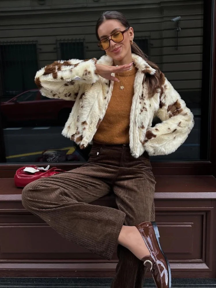 Faux Fur Contrast Women Coat 2025 Lapel Zipper Long Sleeve Female Coats Vintage Autumn Winter Pocket Thicken Warm Lady Outwear 251029