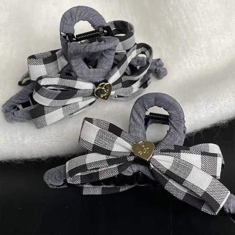 1PC Fashionable New Style Highgrade Suit Gray Handwrapped Fabric Shark Clip with Black and White Plaid Bowknot Claw ClipW251028