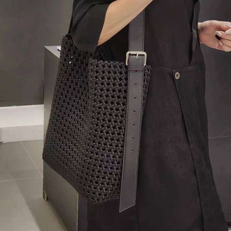 Hand-Woven Underarm Tote Large Capacity Silk Woven Vacation Beach High Quality Hollow Single Shoulder Crossbody Bag Suotong1029