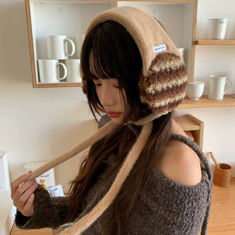 Korean Sweet Pink Handknitted Plush Earmuffs for Women Autumn and Winter Travel To Keep Warm and Versatile Hair Accessories 251029