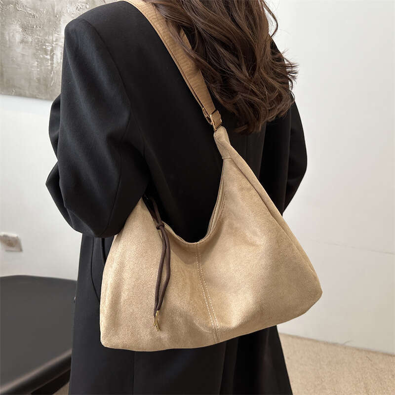 Designer bag Dumpling Fashion Suede Single Shoulder Design for Work Commute Melad Style Elegant Underarm Crossbody Bag