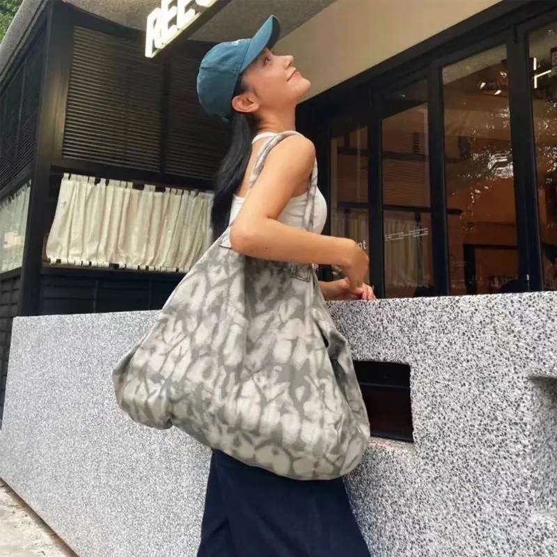 Yoga fitness canvas shoulder shopping bag with large capacity 251029