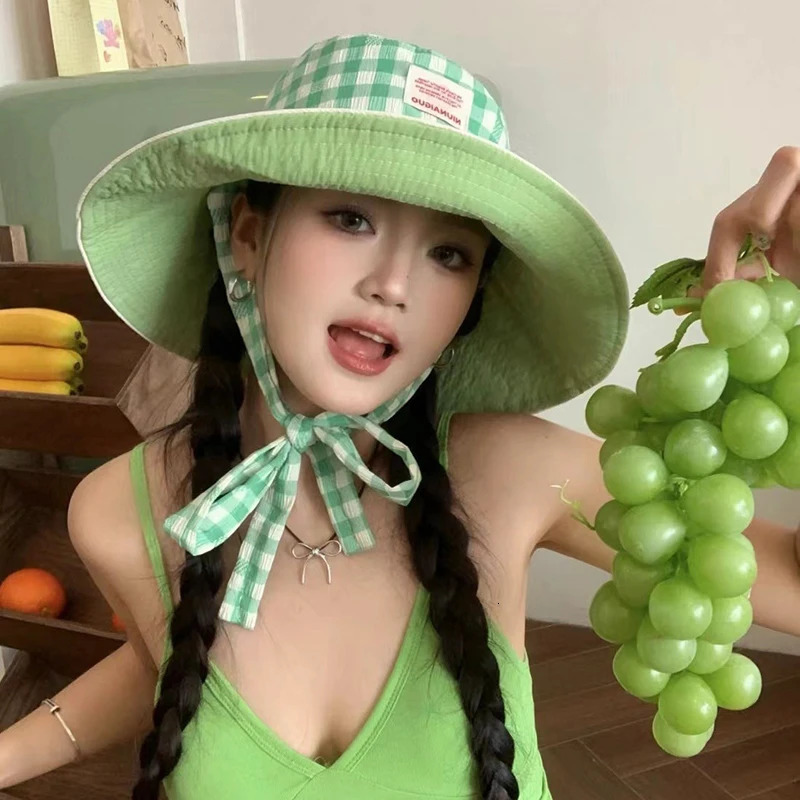 Doublesided Plaid Wideedged Laceup Bucket Hat Summer Outdoor Versatile Sunscreen Sweet Contrasting Color Plaid Womens Caps 251029