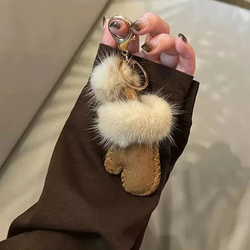 Fashion Fur Plush Mini Glove Pendant Jewelry Bag Decoration Small Gloves Keychain Hanging Charm Accessories 251029
