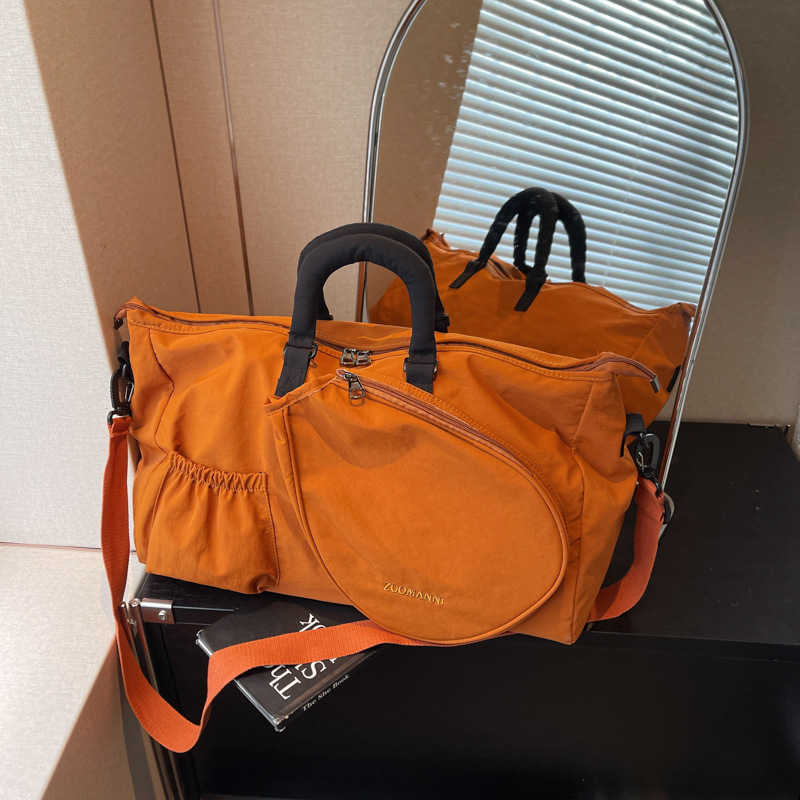 New Badminton Bag Outdoor Sports Racket Bag Single Shoulder Crossbody Bag Unisex Large Capacity Dry Wet Separation Gym Bag