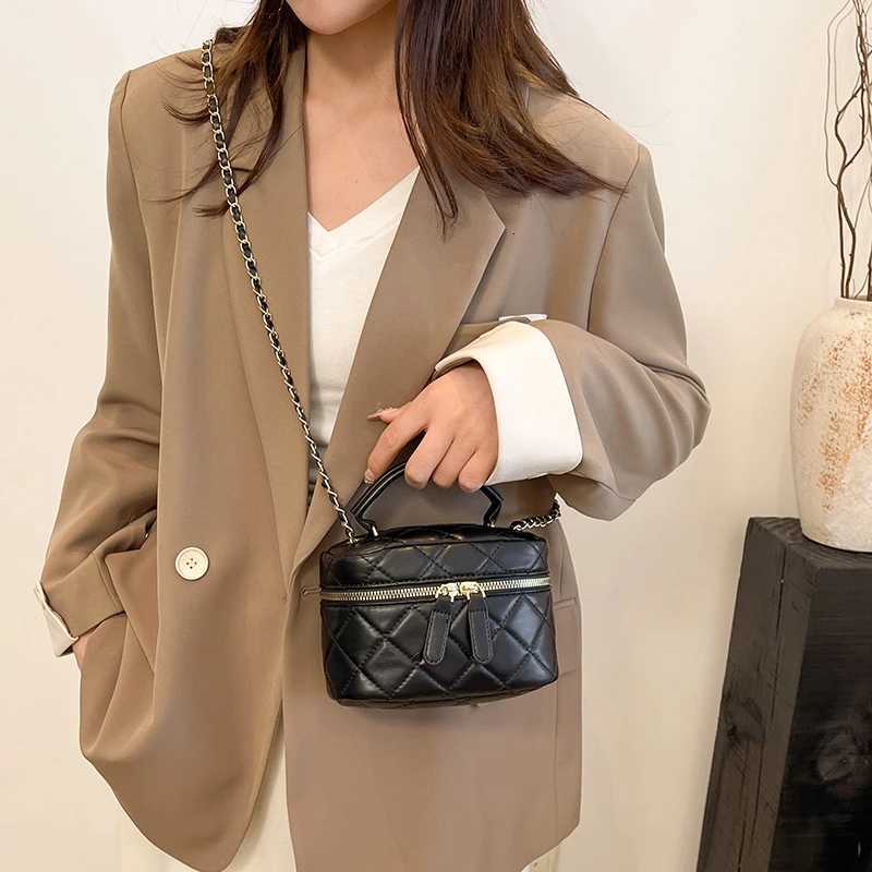 Womens Luxury Handbag Brand Crossbody Bags Mini Female Chains Shoulder Messenger Hand Bags Silver Box Purses And Handbags Black W251029