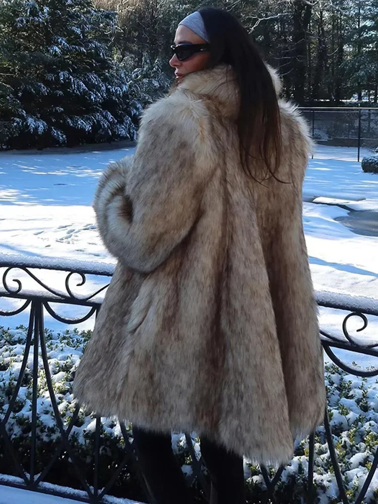 Winter Lady Luxurious Lapel Faux Fur Coats Fashion High Street Long Sleeve Oversize Cardigan Jacket Thick Warm Female Outerwear 251013