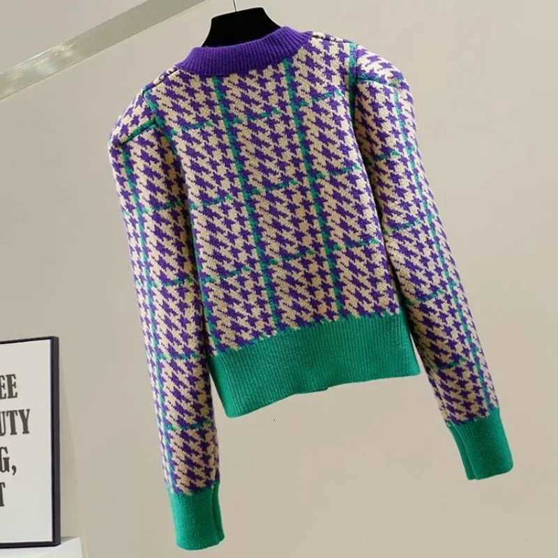 Knit Tops for Woman Cardigan Crop Red Womens Sweater Short Graphic Long Sleeve New Knitwear Harajuku Fashion Tall Streetwear InT251028