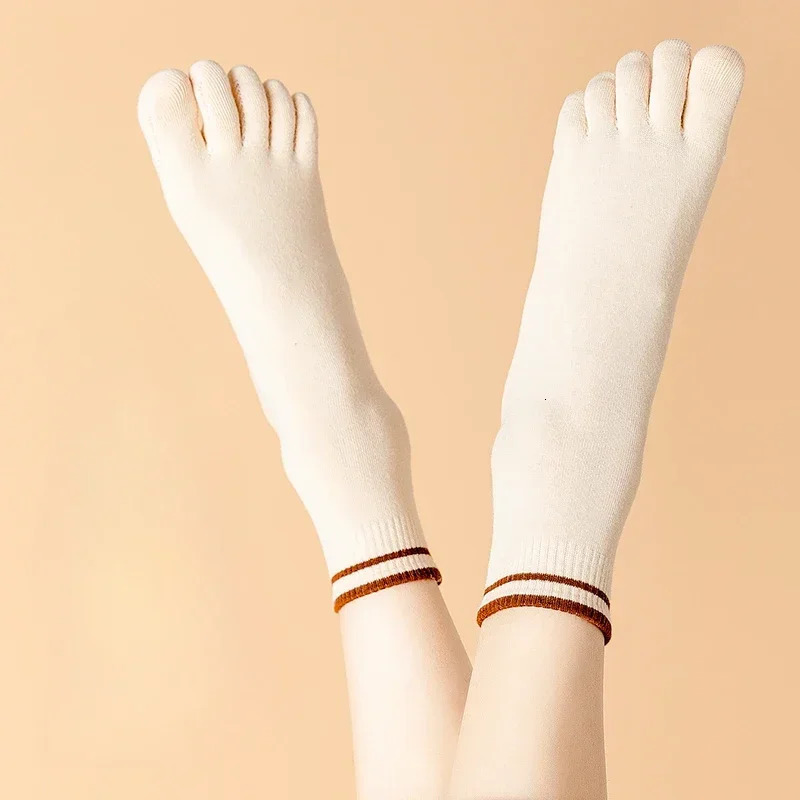5 Pairs Five Finger Socks Women Cotton Toe Socks with Separate Fingers Calf Crew Sports Socks Mid Tube Yoga Pilates 251029
