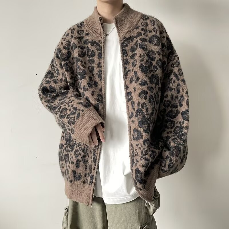 American Style Leopard Print Cardigan Sweater For Men Autumn Designer Jacket And Winter Lazy Style Design Sense Cool And Loose Stand Collar Knitted Ja