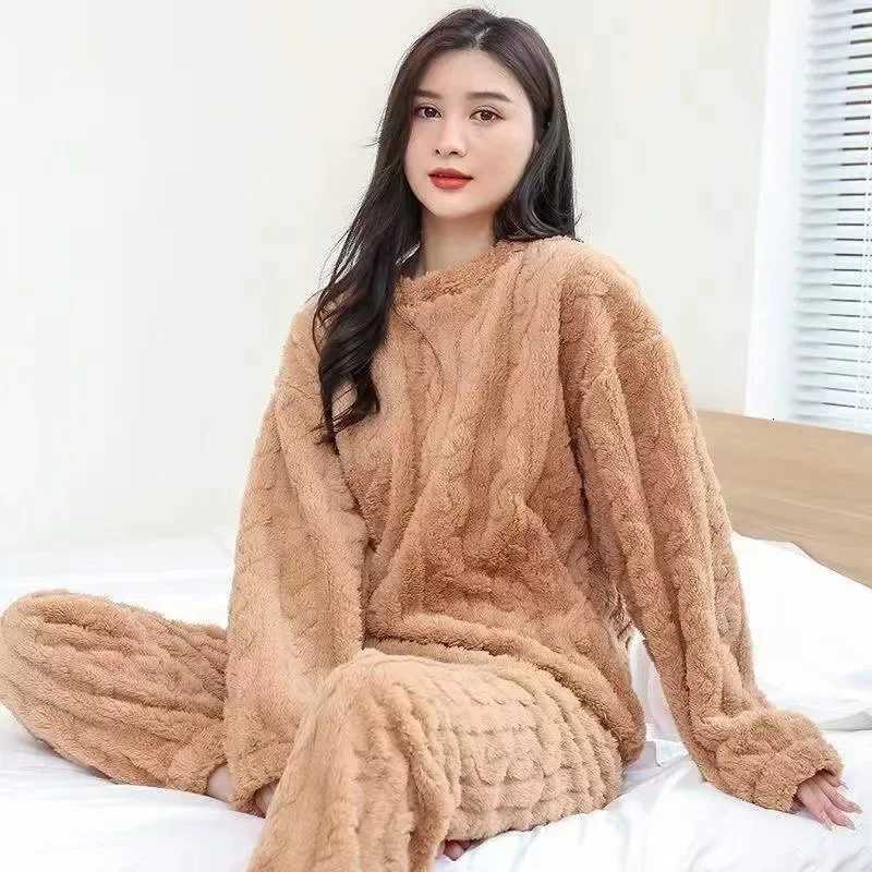 Thickened Warm Autumn And Winter Flannel Pajamas Women LongSleeved Solid Striped Homewear Black Plus Size School LoungewearT251029