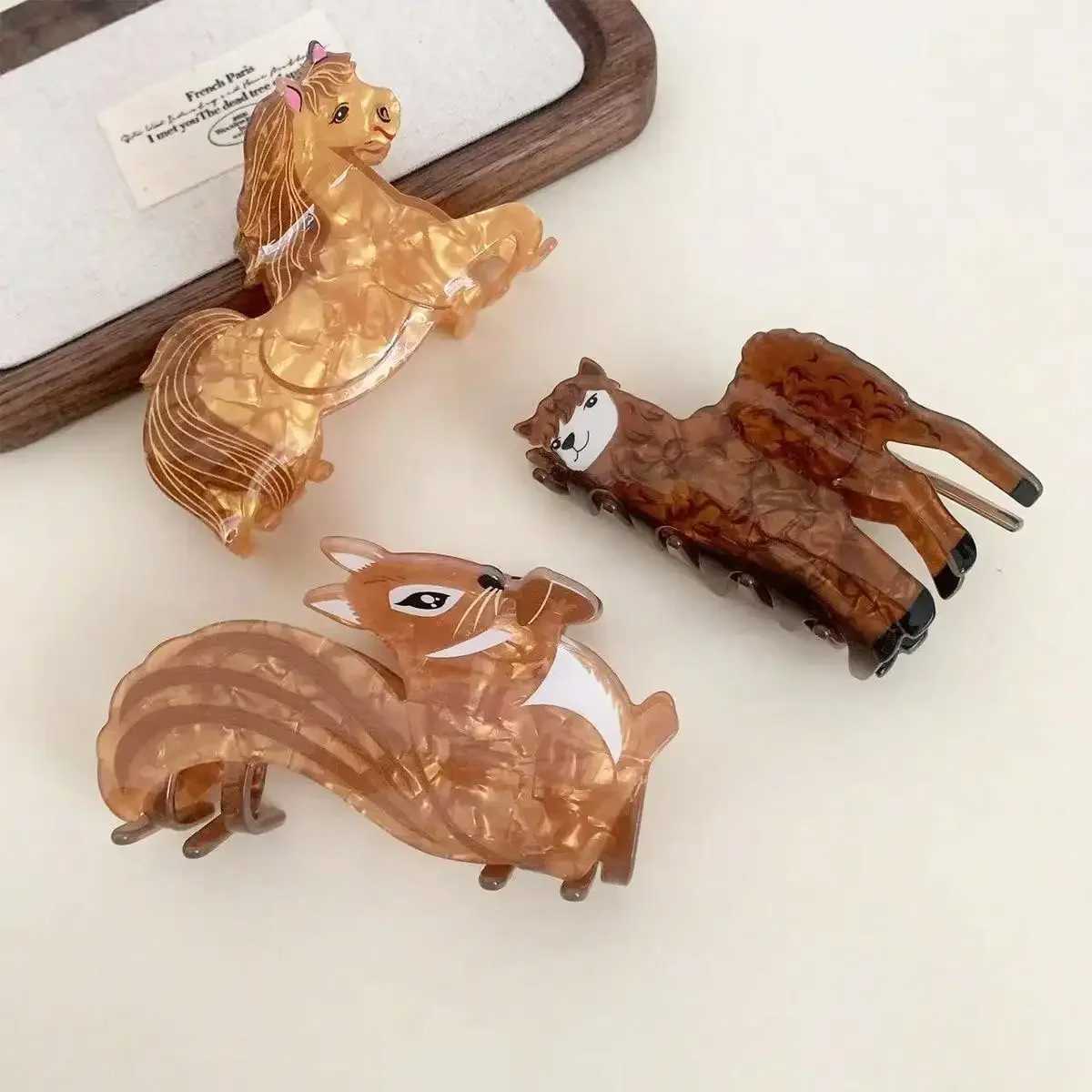 1pc Brown Autumn Animal Series Hair Grab Acrylic Gripper Sweet Back Hair Clip Super Cute Hairpin Shark ClipW251028