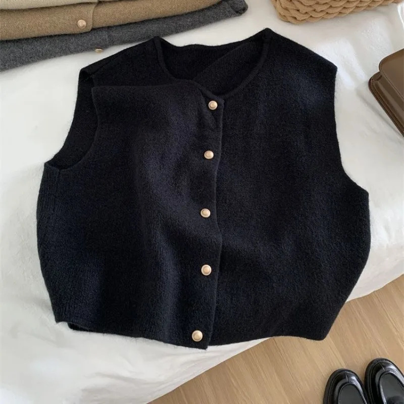 Crew Neck Womens Korean Solid Button Short Sleeve Cardigan Coats Sweater Knitted Sleeveless Ladies Elegant Tanks Bottoming 251029